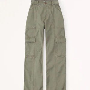 Abercrombie & Fitch green 90's Relaxed Utility Pants